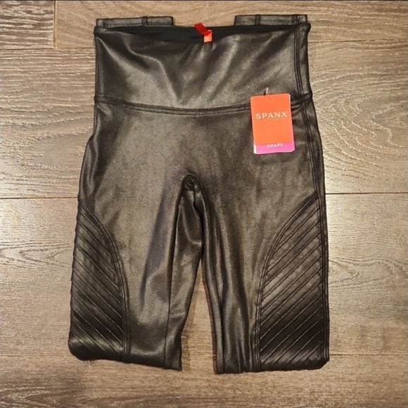 ❤️ NWT! SPANX MOTO FAUX LEATHER HIGH RISE SHAPEWEAR LEGGINGS, XS - Picture 3 of 13